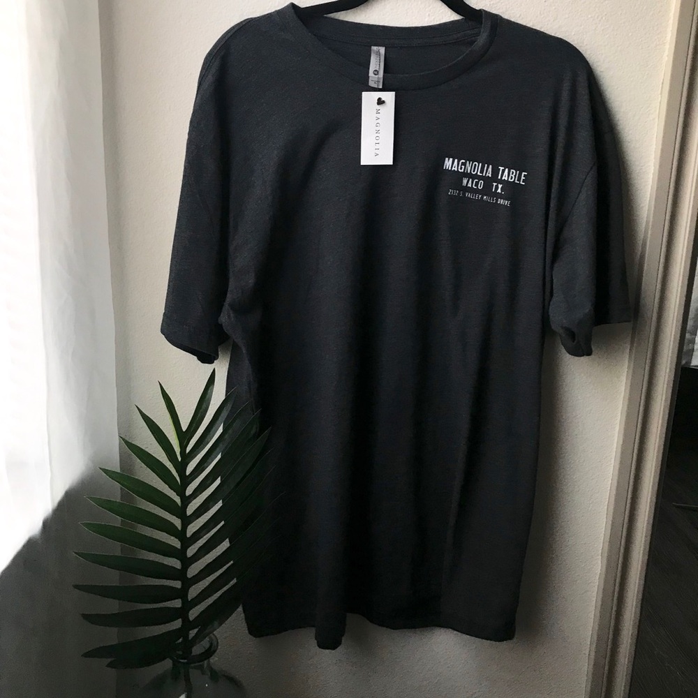 Magnolia T-Shirt
